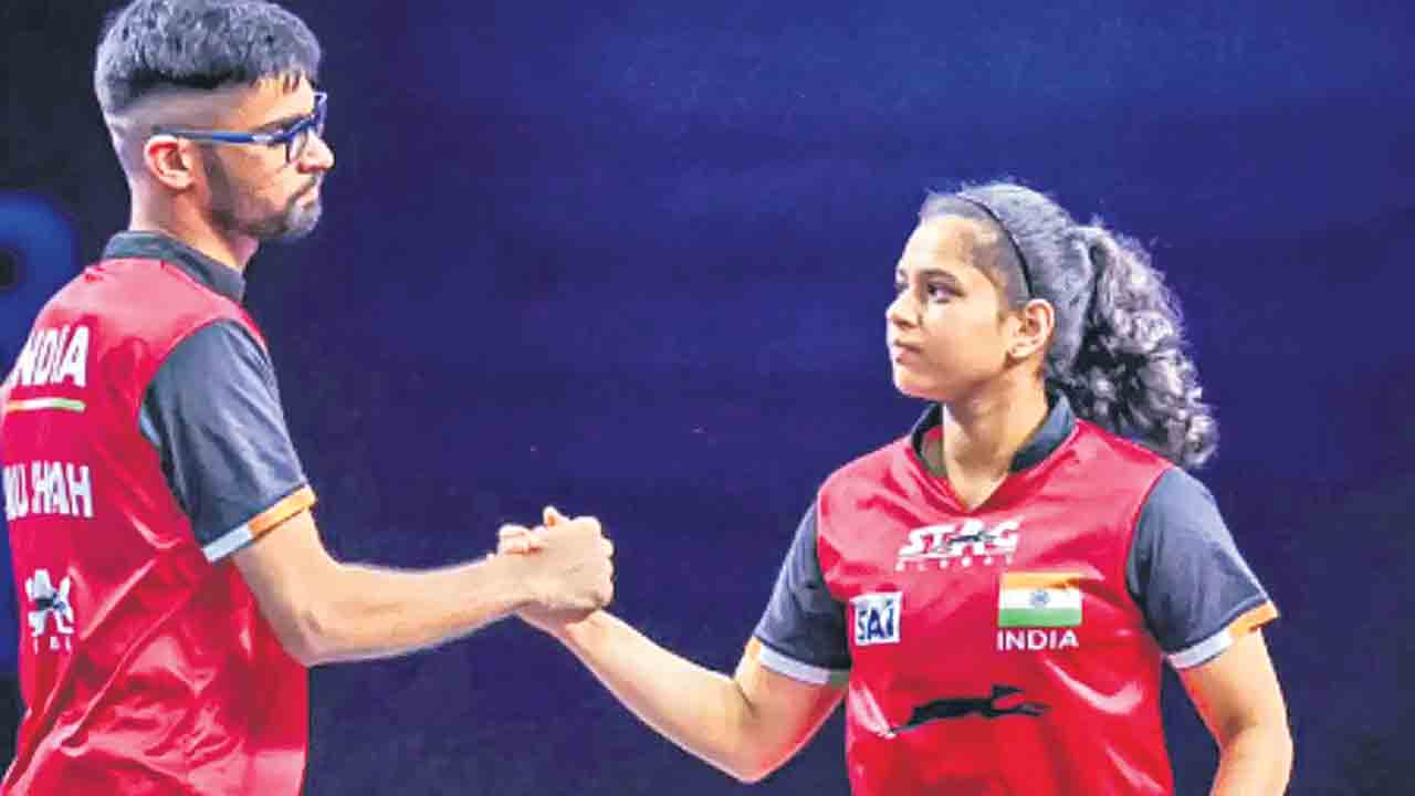 డబ్ల్యూటీటీ ఫైనల్స్‌కు మనూష్‌-దివ్య