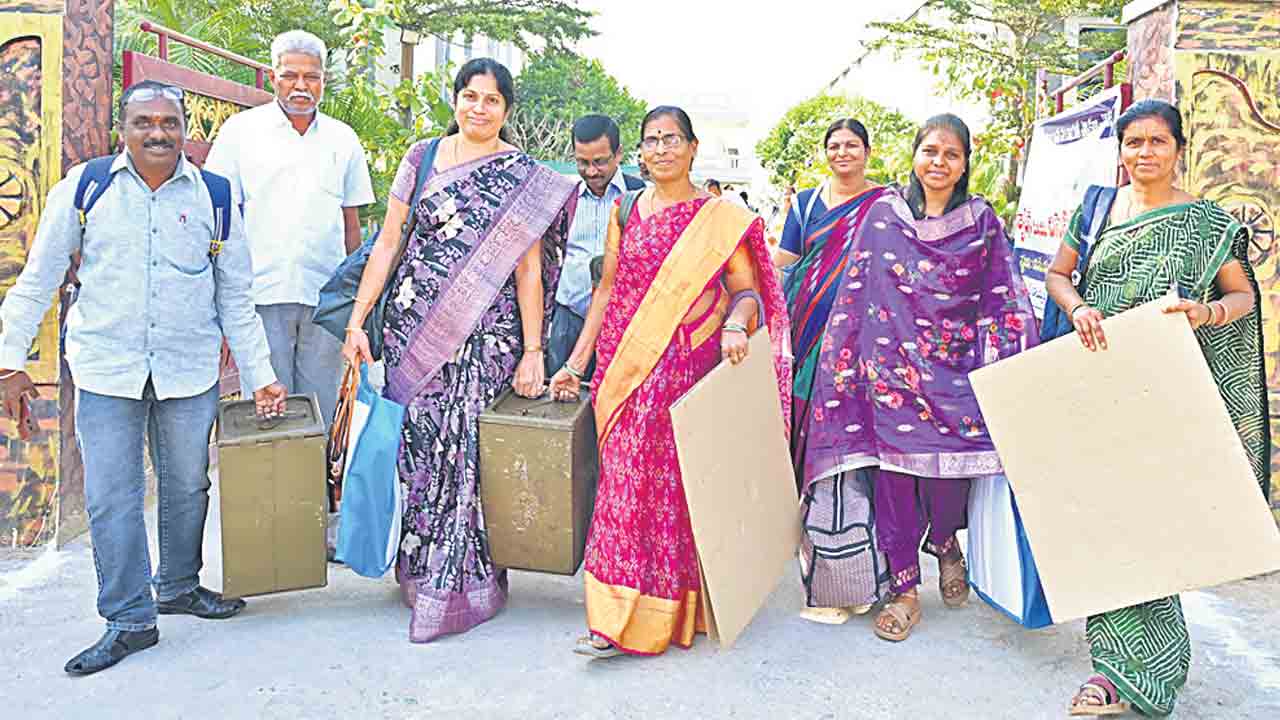 తేలనున్న పంచాయతీ.. నేడు మూడో విడతలో ఆరు మండలాల్లో పోలింగ్‌