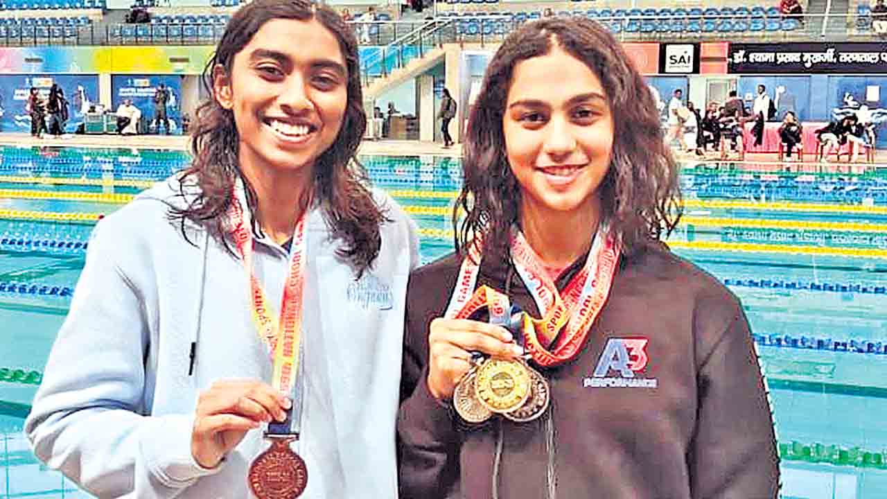 శివాని పతక జోరు