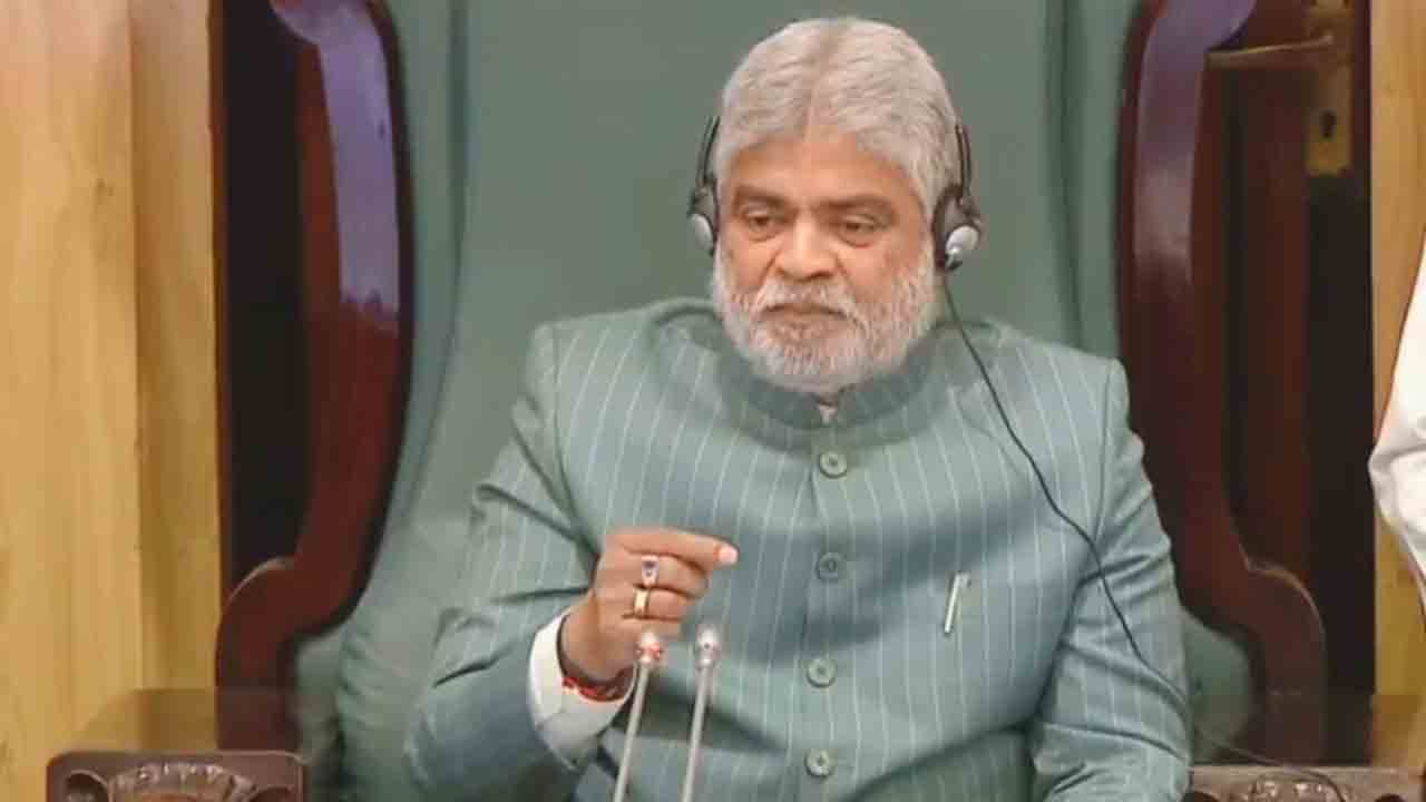 ఫిరాయింపులపై నేడు తీర్పు.. ఐదు పిటిషన్లపై నిర్ణయం వెలువరించనున్న స్పీకర్‌