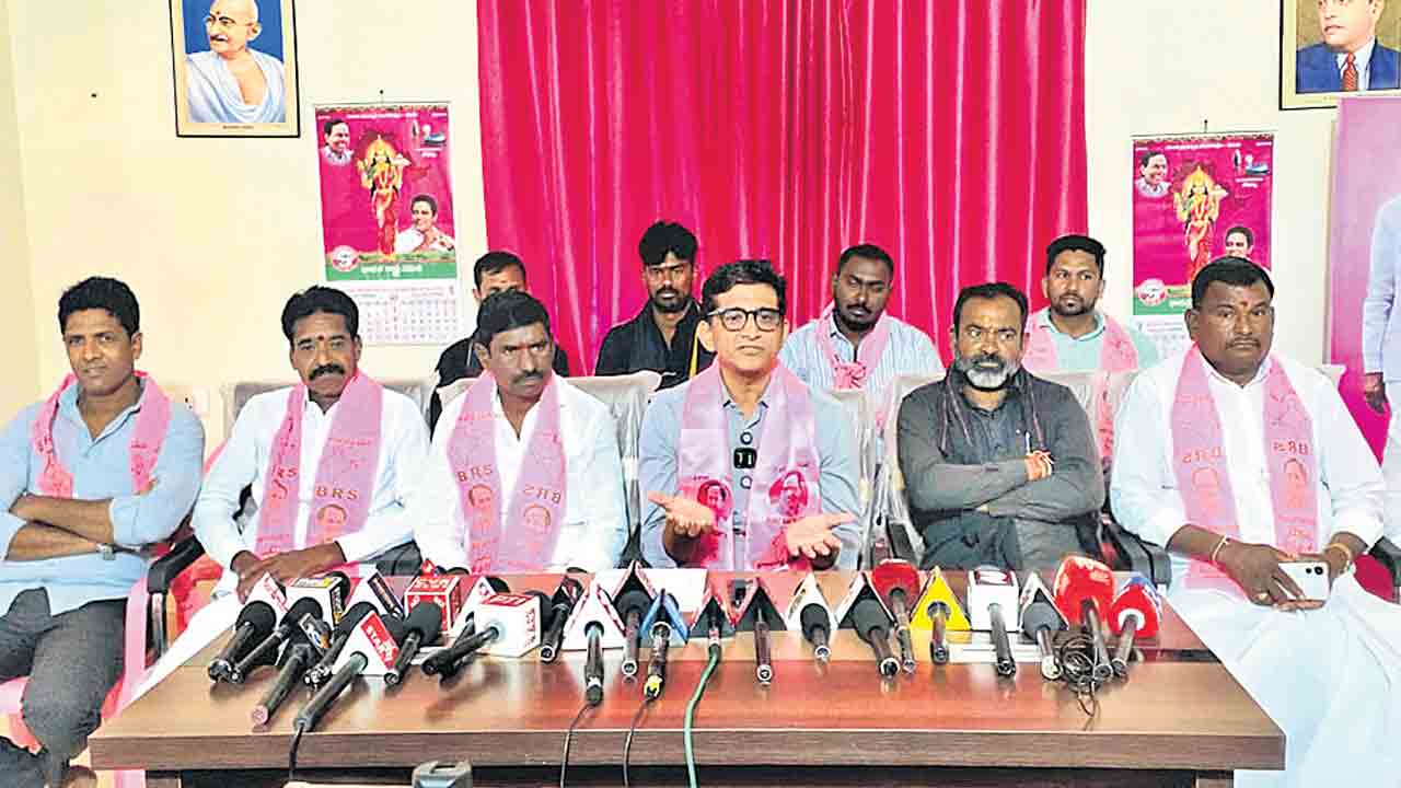 దమ్ముంటే రాజీనామా చెయ్యి.. నేను జగిత్యాలలో పోటీ చేస్తా