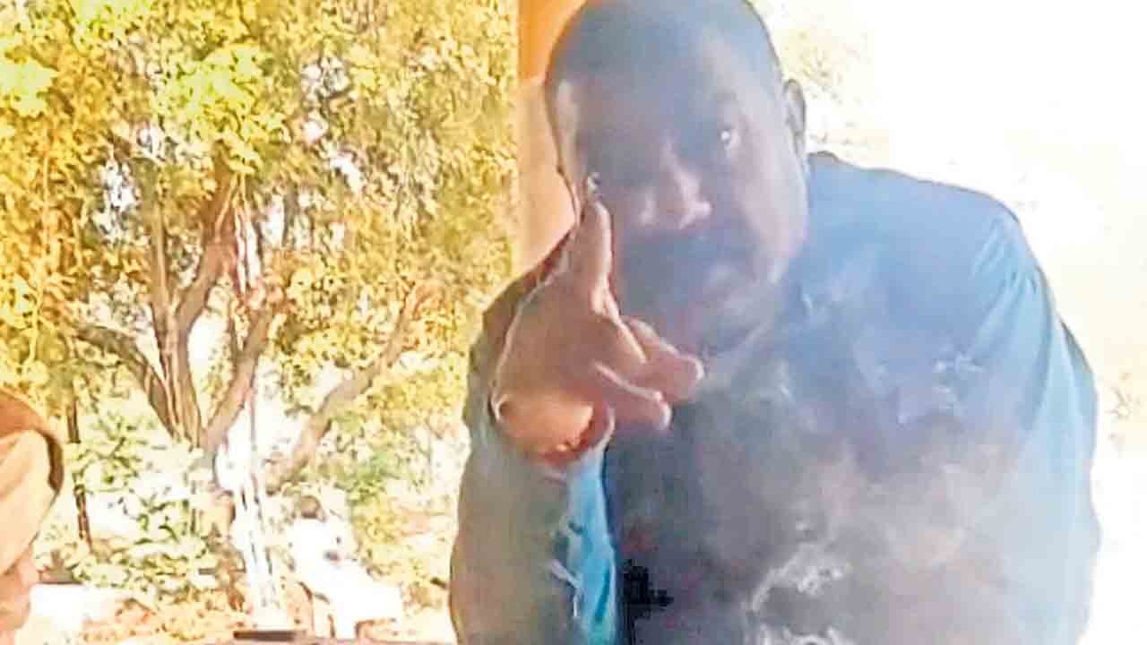 నన్ను ఎవరూ ఏం చేయలేరు.. అత్యాచార బాధితురాలికి బీజేపీ కౌన్సిలర్‌ భర్త బెదిరింపులు