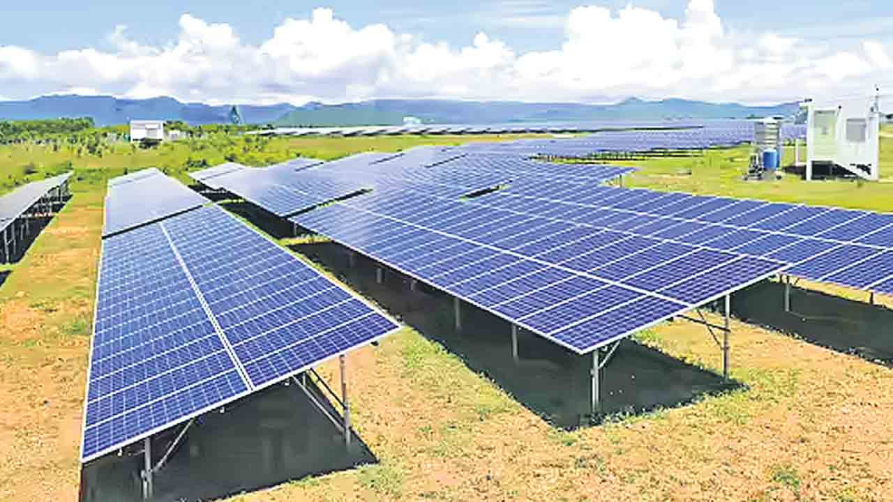 ‘సోలార్‌’ ఎన్వోసీల జారీ బంద్‌.. గత ఏడాదిగా ఒక్కటీ జారీచేయని వైనం