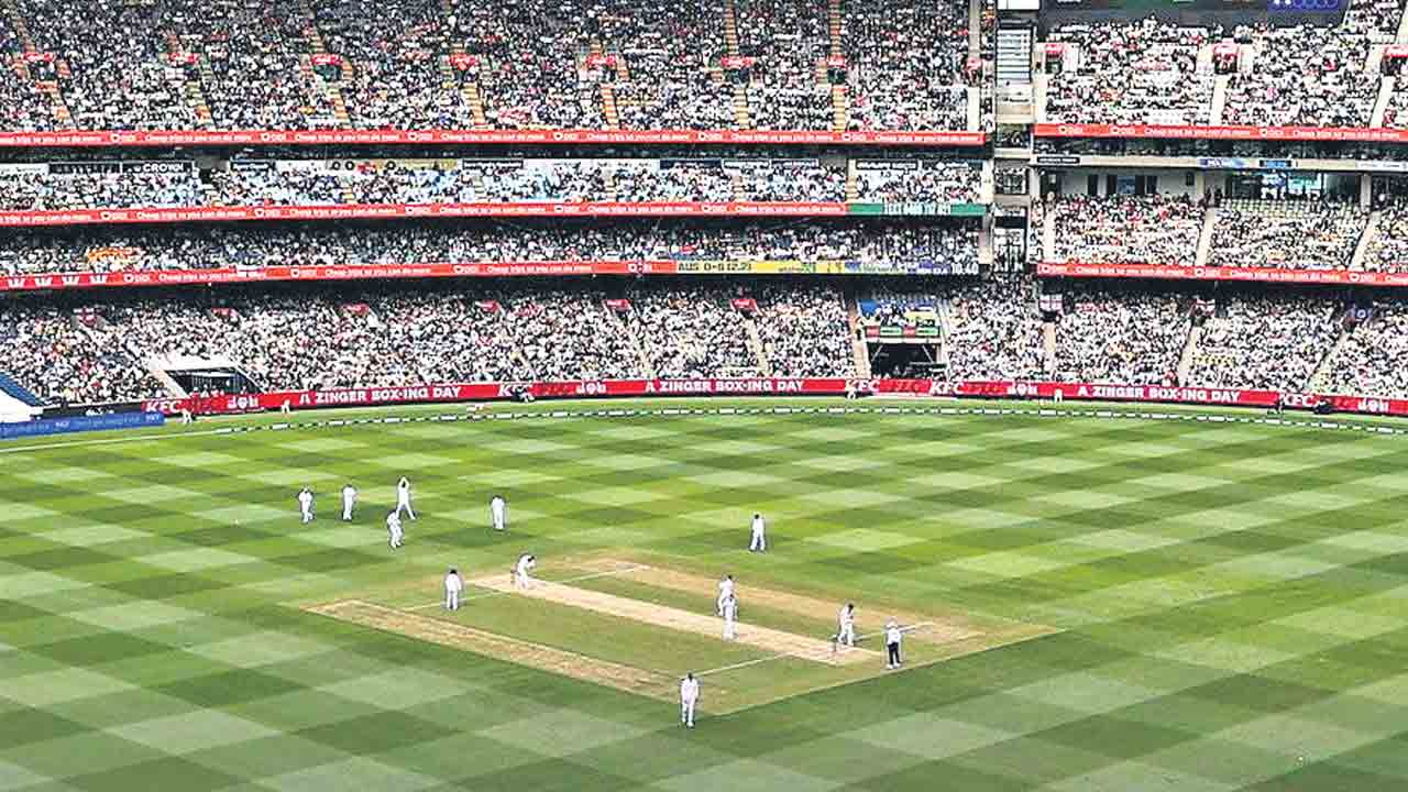 సంతృప్తికరంగా లేదు.. మెల్‌బోర్న్‌ పిచ్‌పై ఐసీసీ తీర్పు