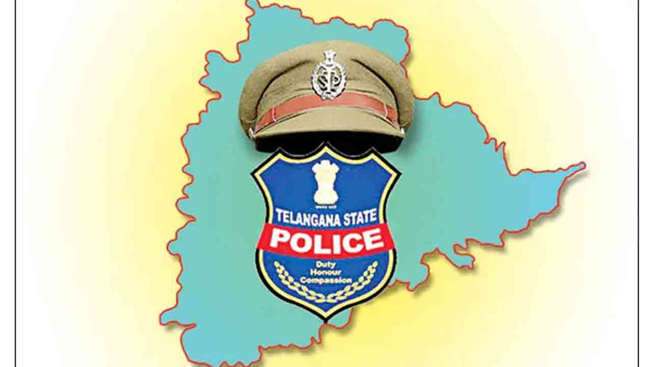 నాలుగు పోలీసు కమిషనరేట్లుగా విభజన