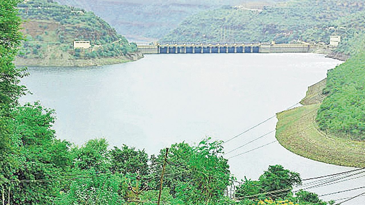 నీటి విలువ తెల్వదు