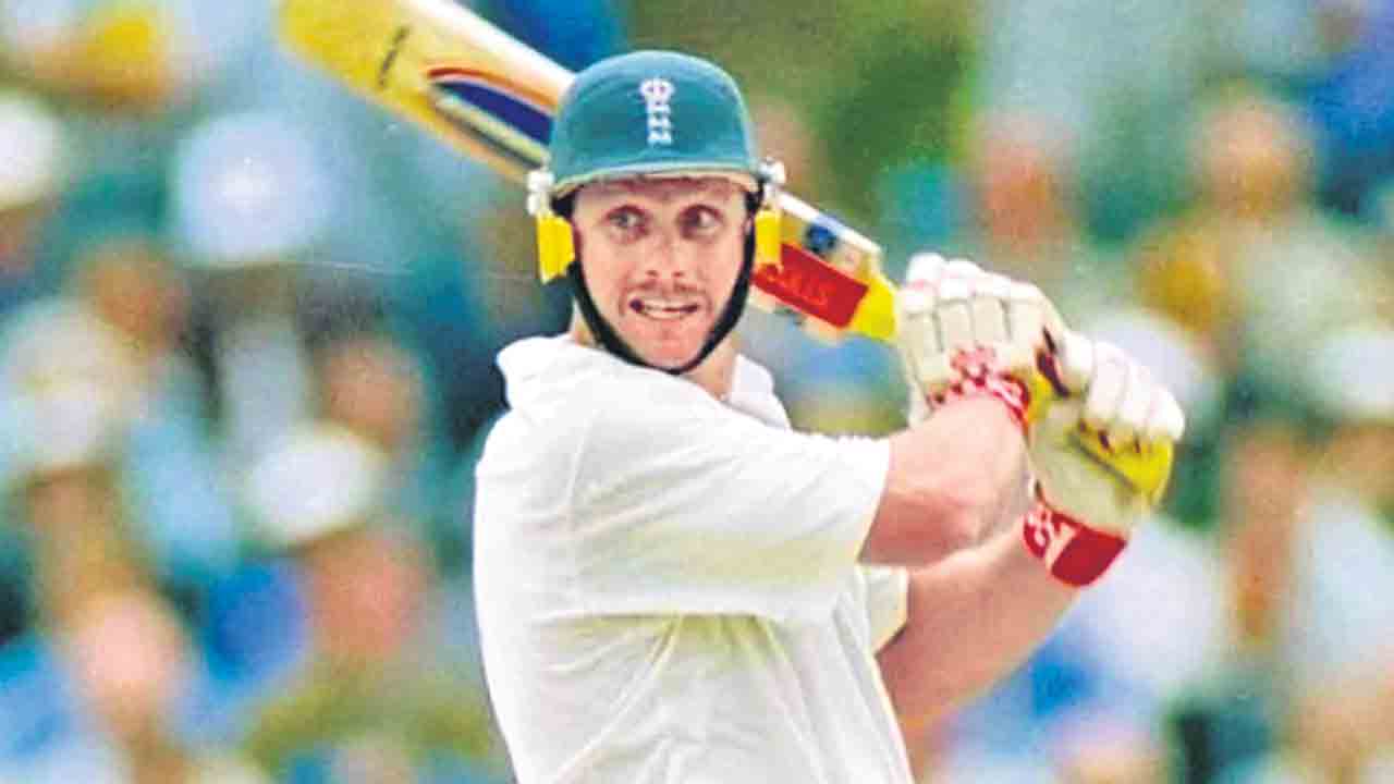 రాబిన్‌ స్మిత్‌ కన్నుమూత