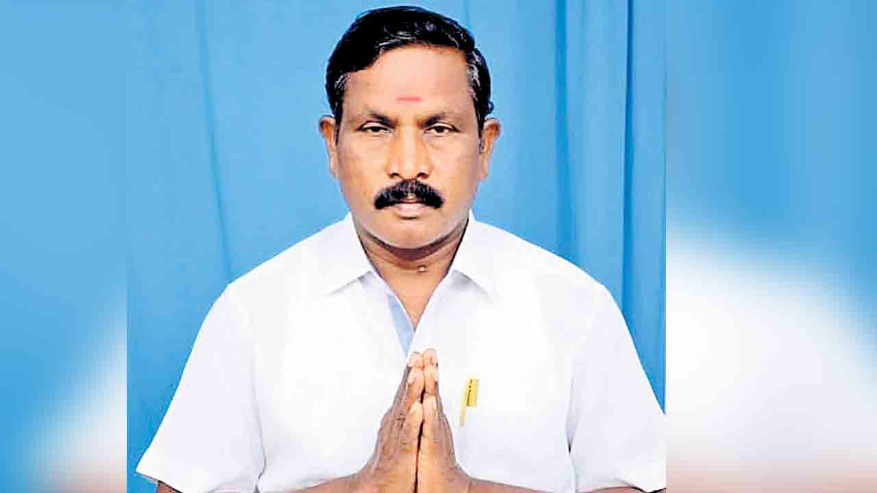 చనిపోయినా.. సర్పంచ్‌గా గెలిచాడు!