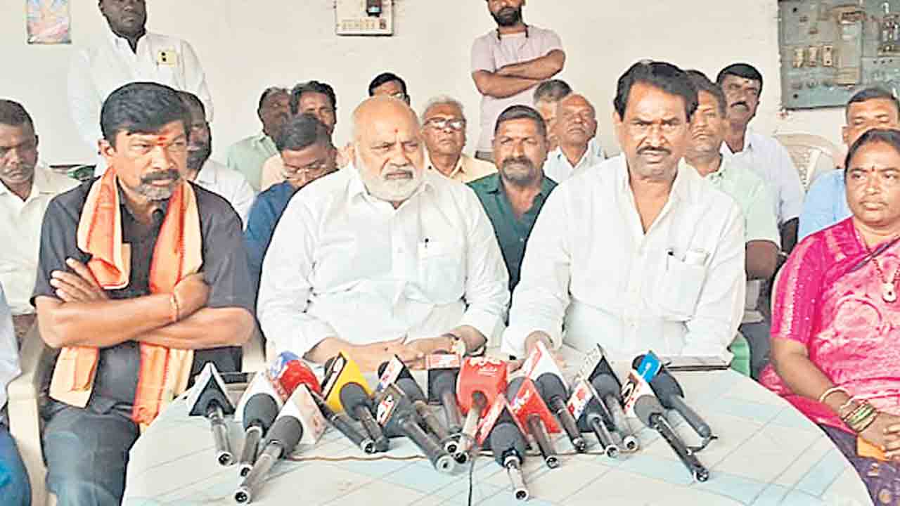 రౌడీ చేతిలో వరంగల్‌ తూర్పు భవిష్యత్తు!