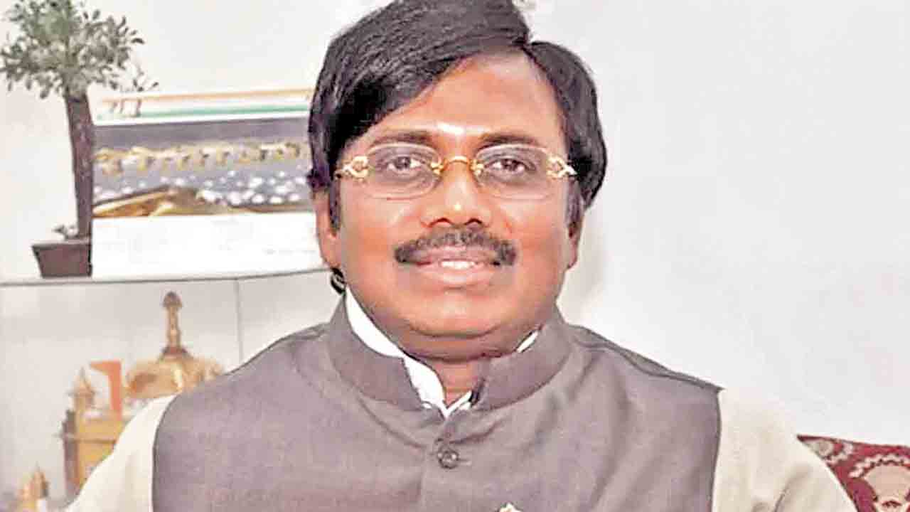 గిగ్‌ కార్మికుల సంరక్షణకు సూచనలు ఇవ్వండి : వివేక్‌