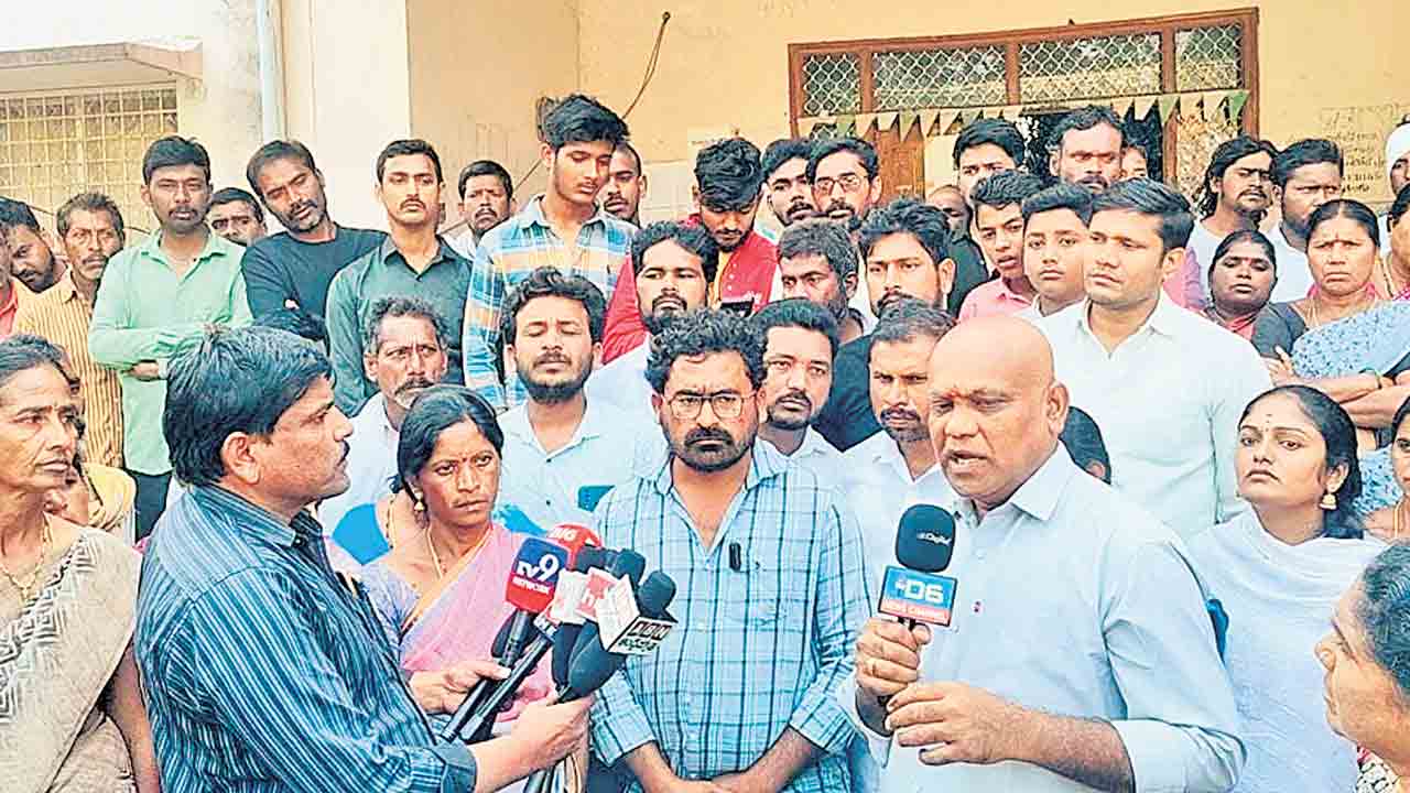 గెలిచిన బీఆర్‌ఎస్‌ అభ్యర్థిని ఓడించారు!