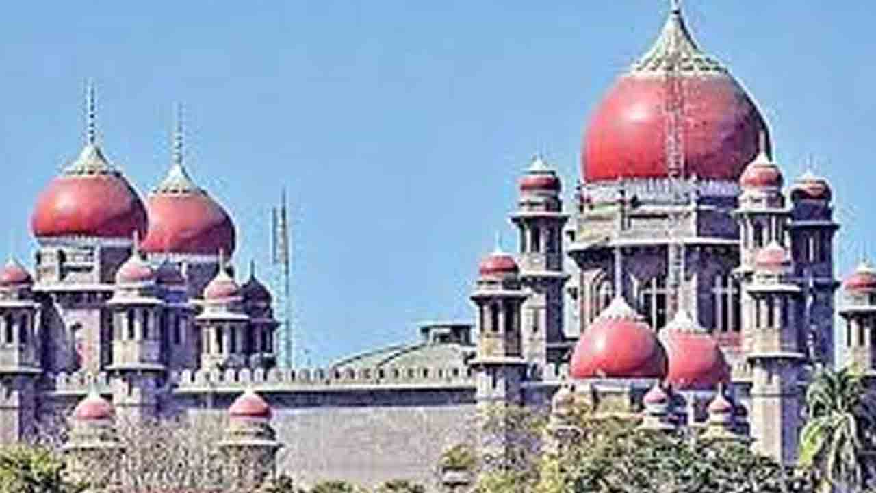 మా ఆదేశాలకు విరుద్ధంగా తవ్వకాలేమిటి?