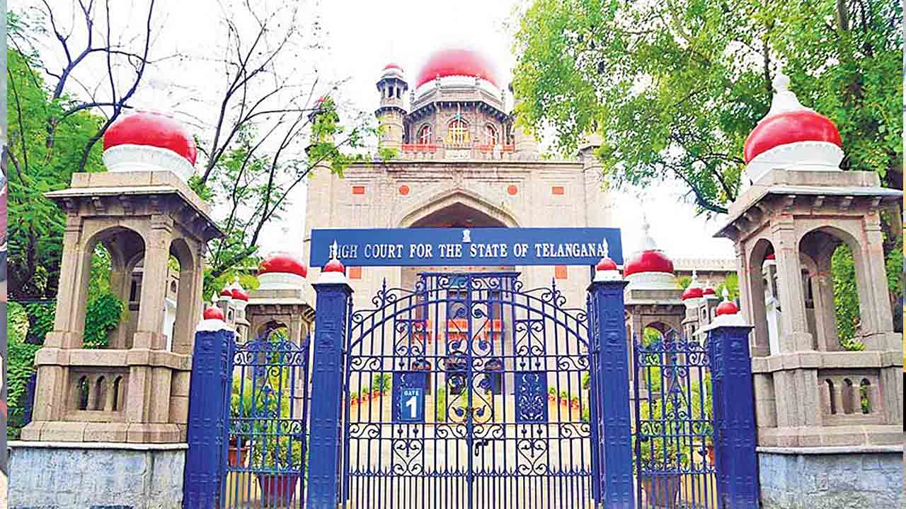 ధన్వంతరి ఆస్తులను వేలం వేయండి