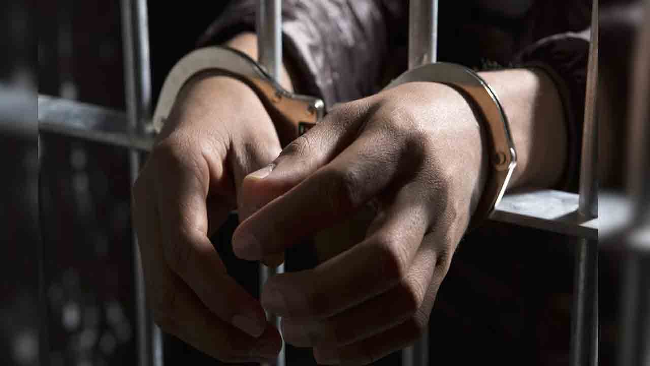 మహిళపై లైంగికదాడికి యత్నం.. మహబూబాబాద్‌ జిల్లాలో కామాంధుడికి దేహశుద్ధి