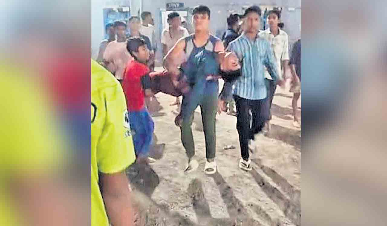 గురుకులంలో విద్యార్థుల ఘర్షణ