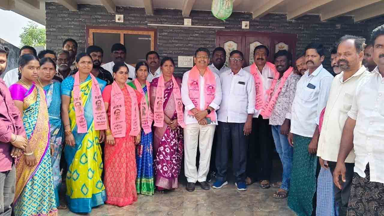 బీఆర్‌ఎస్‌ పదేళ్ల అభివృద్ధే గెలిపిస్తుంది..