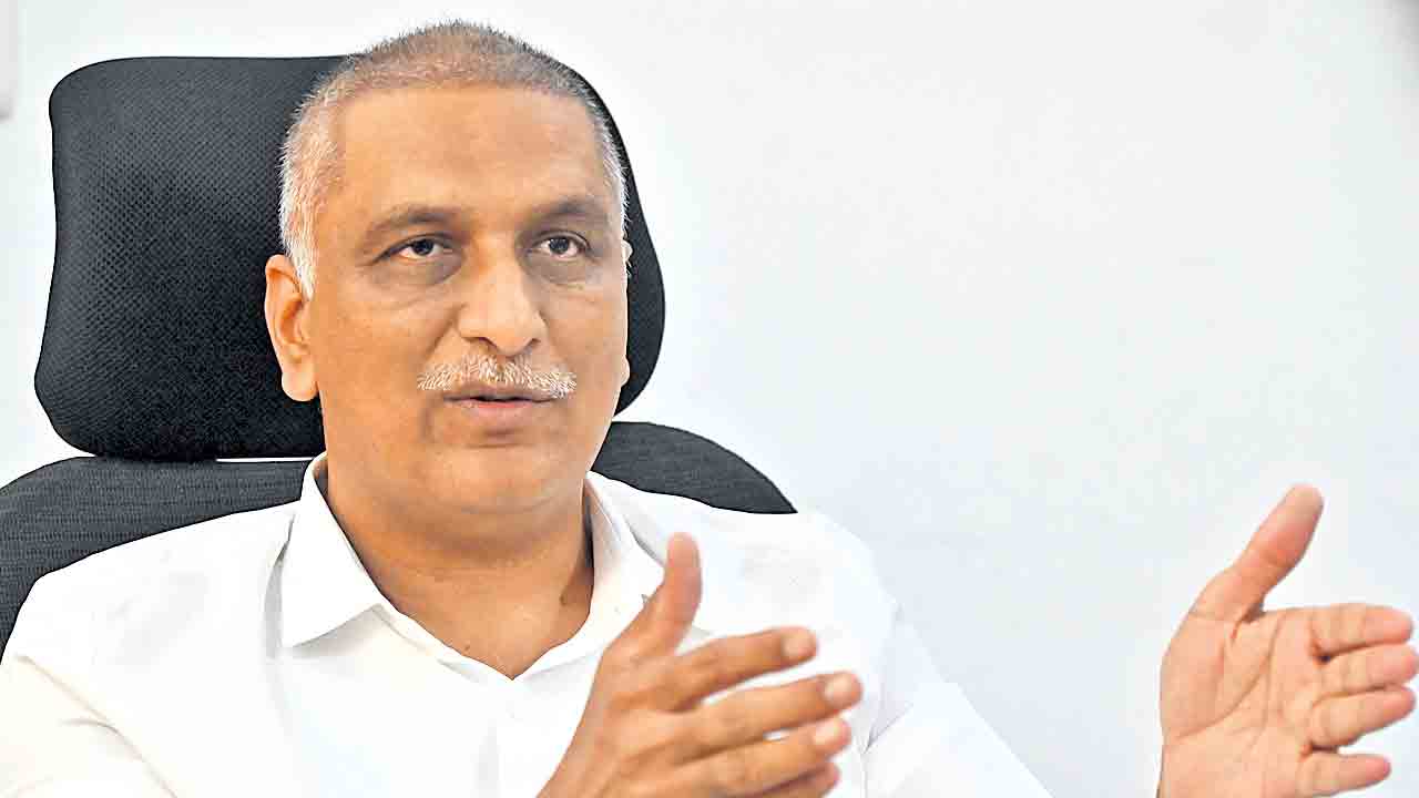 Harish Rao | ప్రపంచంలో అప్పుల కోసం కన్సల్టెన్సీ ప్రత్యేకంగా పెట్టింది రేవంత్ సర్కార్ ఒక్కటే.. హరీశ్‌రావు ఆగ్రహం