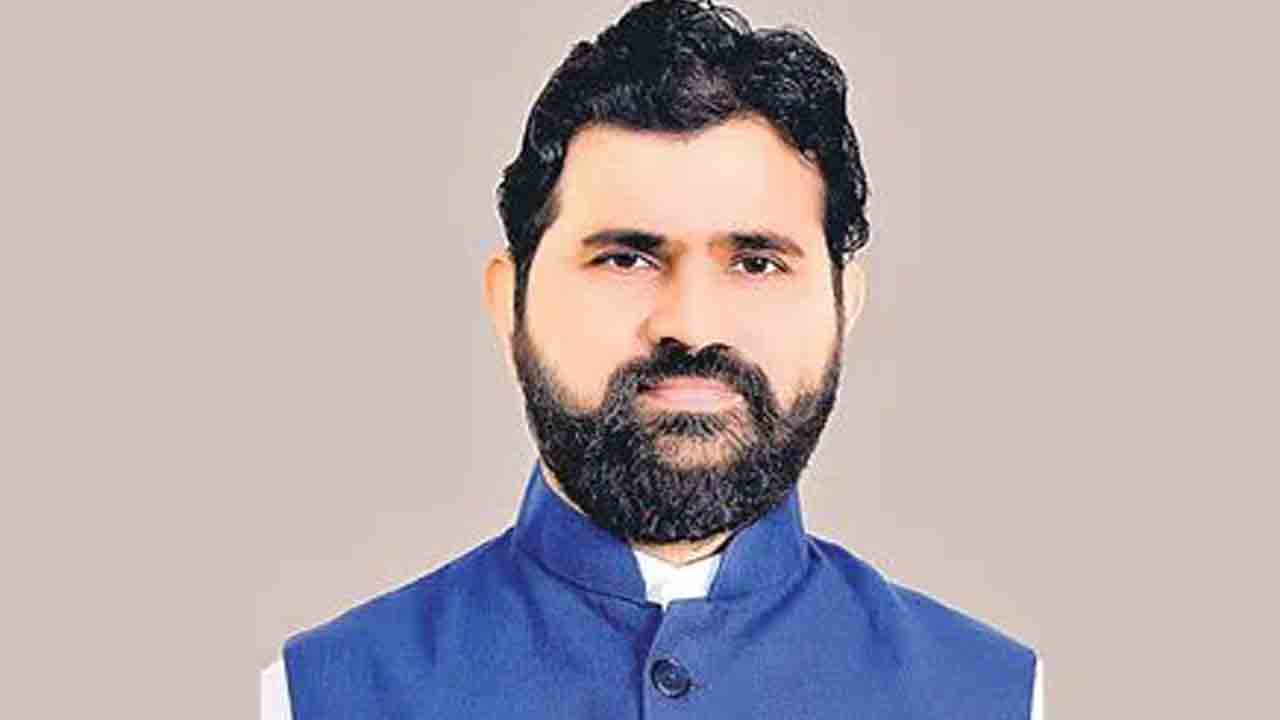 విద్యార్థుల ప్రాణాలతో సర్కారు చెలగాటం