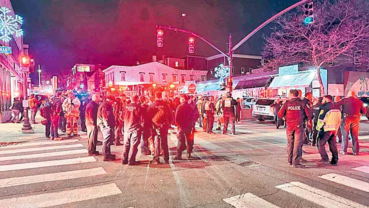 అమెరికా వర్సిటీలో కాల్పులు