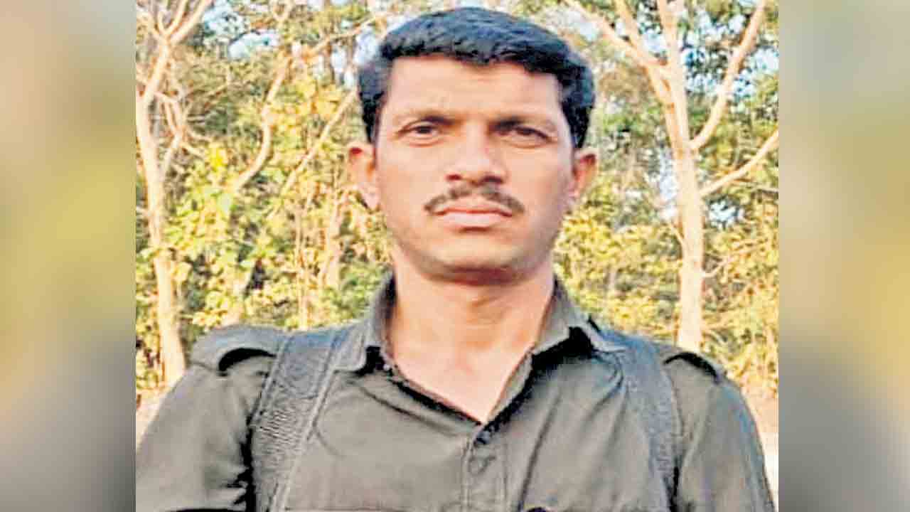 సిర్పూర్‌-యు అడవుల్లో 16 మంది నక్సల్స్‌ అరెస్ట్‌