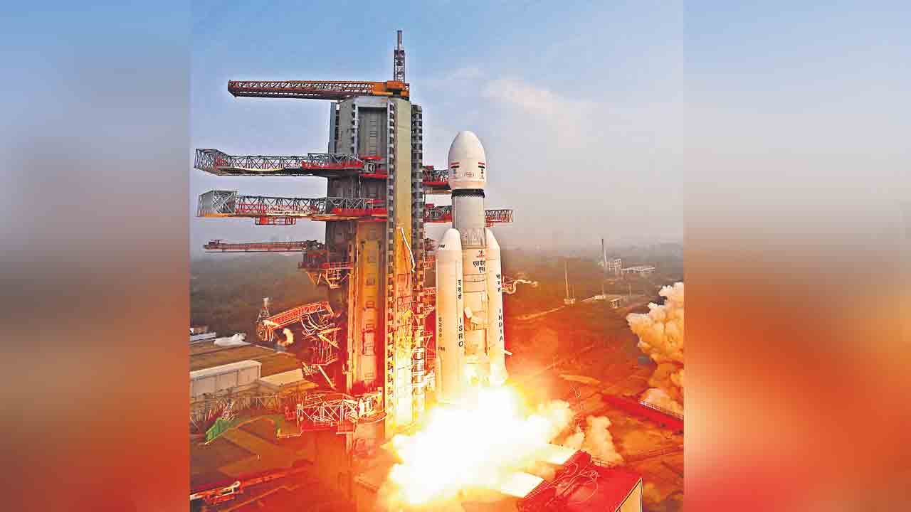 ఇస్రో బాహుబలి ప్రయోగం సక్సెస్‌