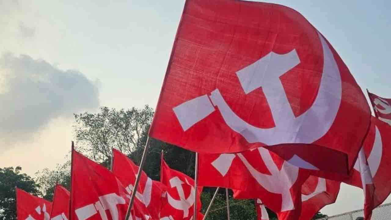 మహిళలపై కేరళ సీపీఎం నేత అనుచిత వ్యాఖ్యలు