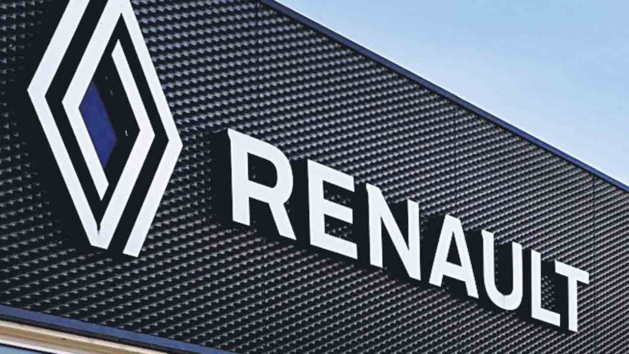 కార్ల ధరలు పెంచిన రెనో