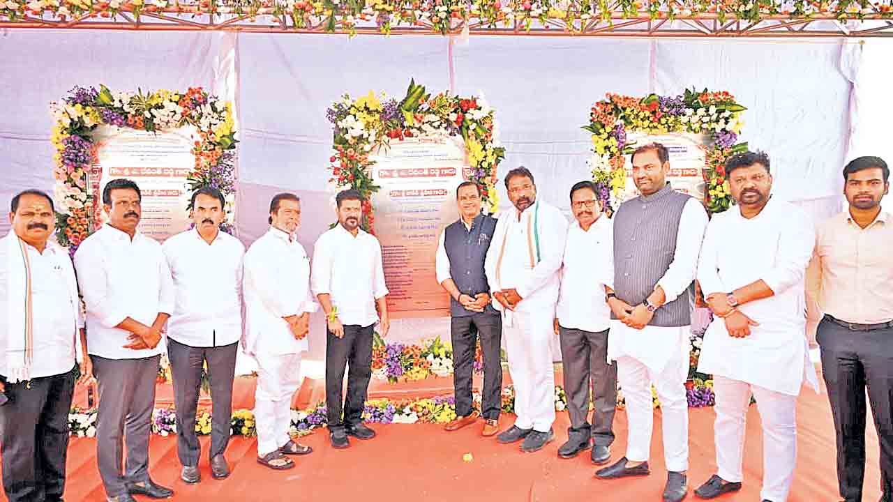 రేవంత్‌ ఎన్నికల కోడ్‌ ఉల్లంఘన!