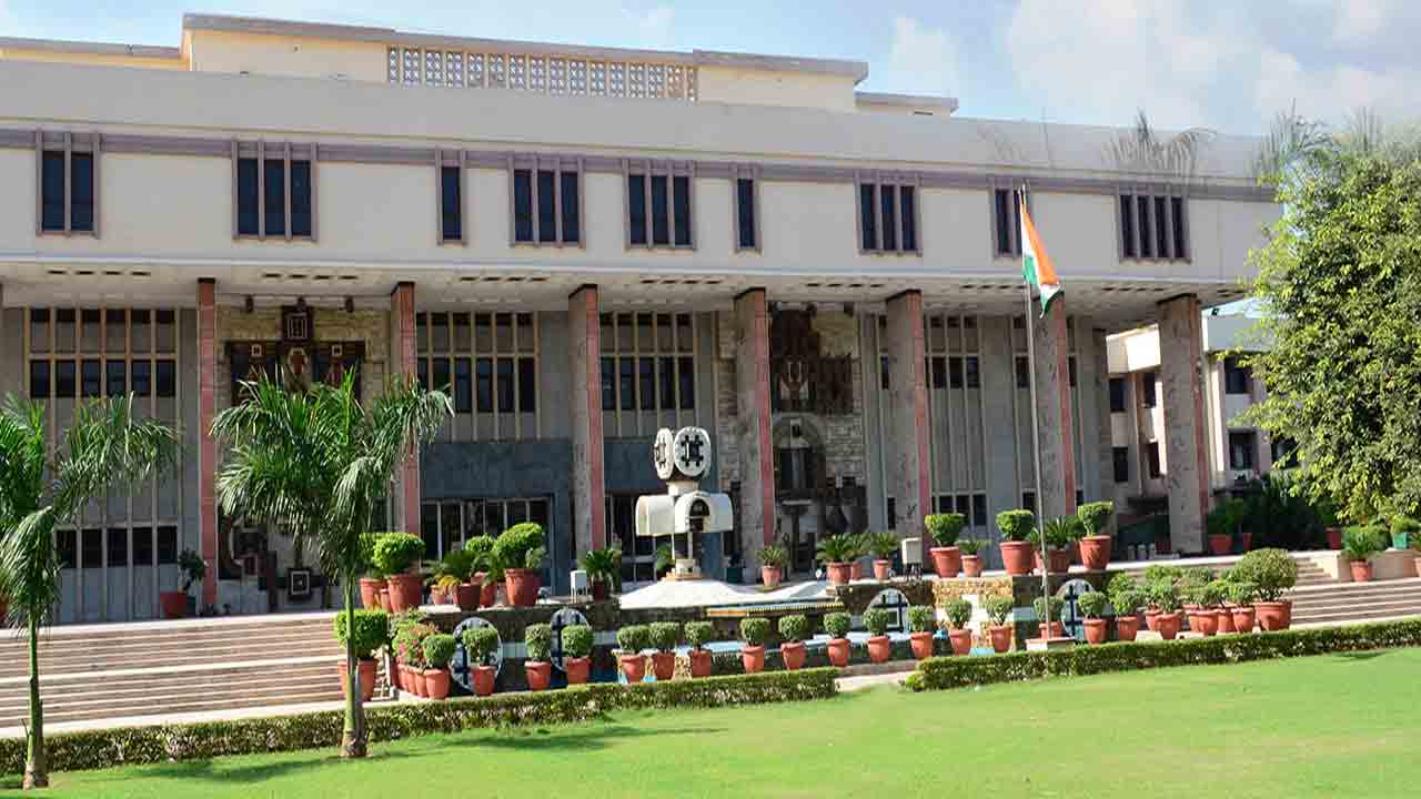 ఎయిర్‌ ప్యూరిఫయర్లపై జీఎస్‌టీ తగ్గించలేరా?