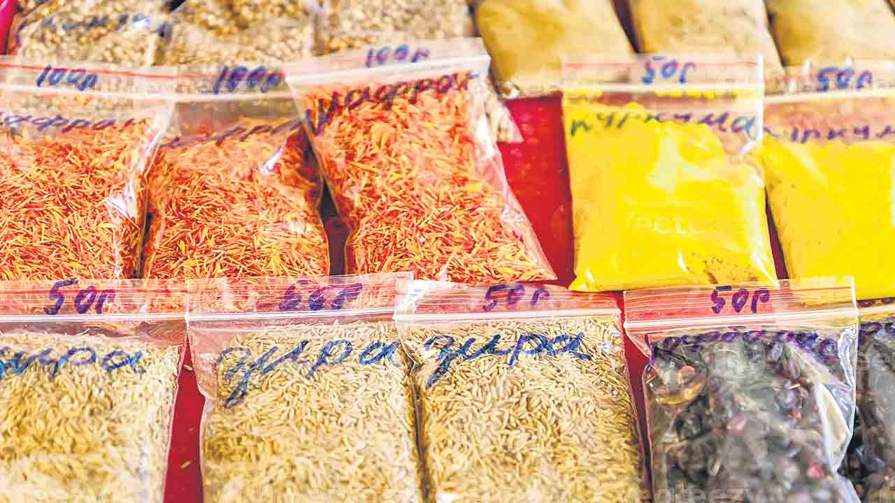 ఆహార పదార్థాల్లో హానికర ఉప్పు