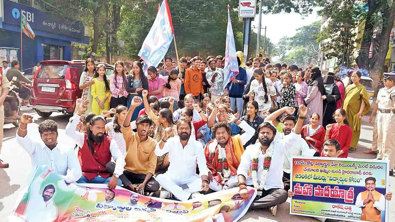 సమ్మిట్‌, అందాల పోటీలకు వేల కోట్లు వృథా