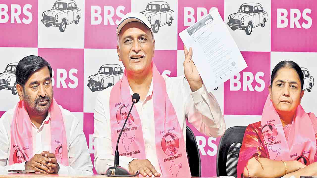 రెండేండ్ల మొండి‘చెయ్యి’.. రేవంత్‌ ప్రైవేట్‌ లిమిటెడ్‌ పాలనలో ప్రజలకు వేదన, రోదన!: హరీశ్‌రావు