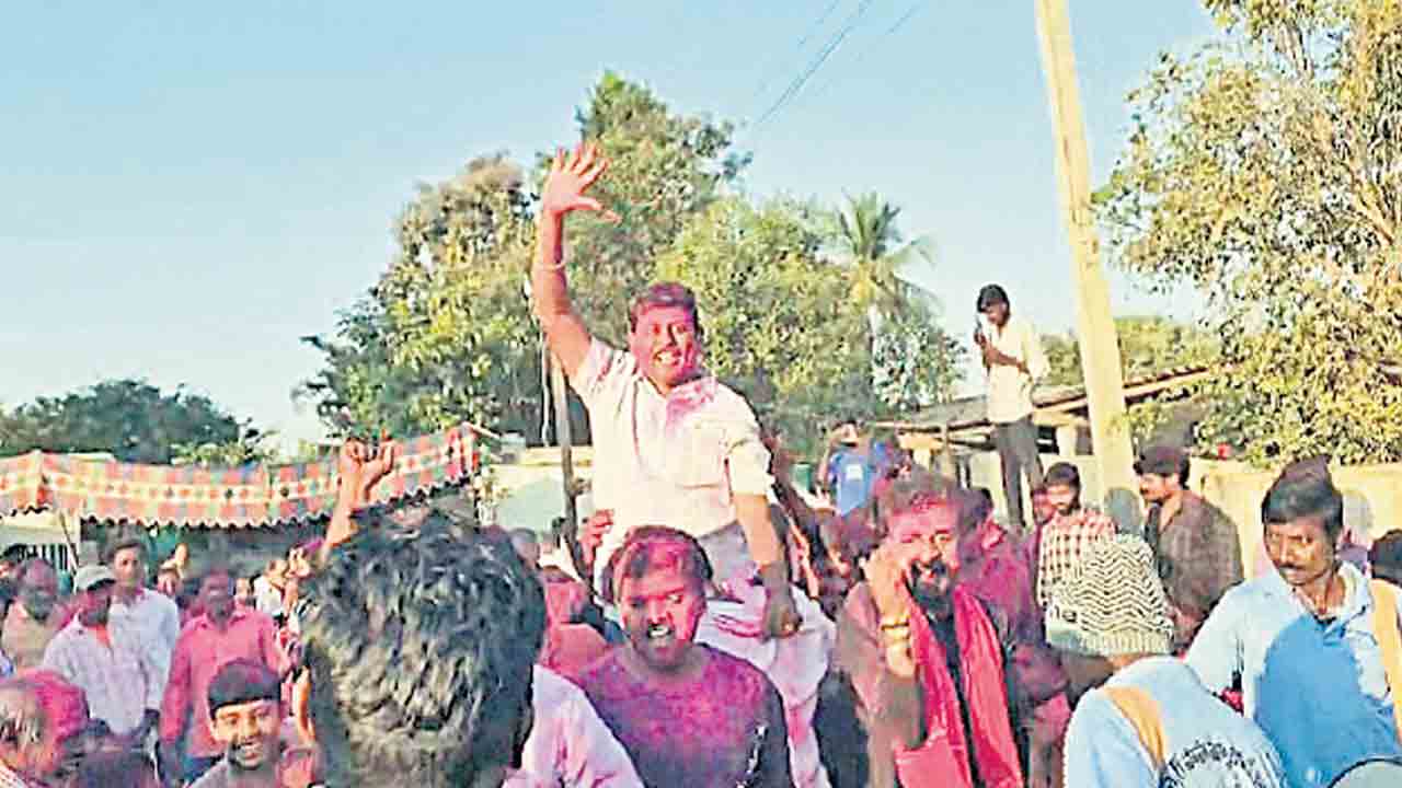 బీఆర్‌ఎస్‌కే జైకొట్టిన గిరి‘జనం’