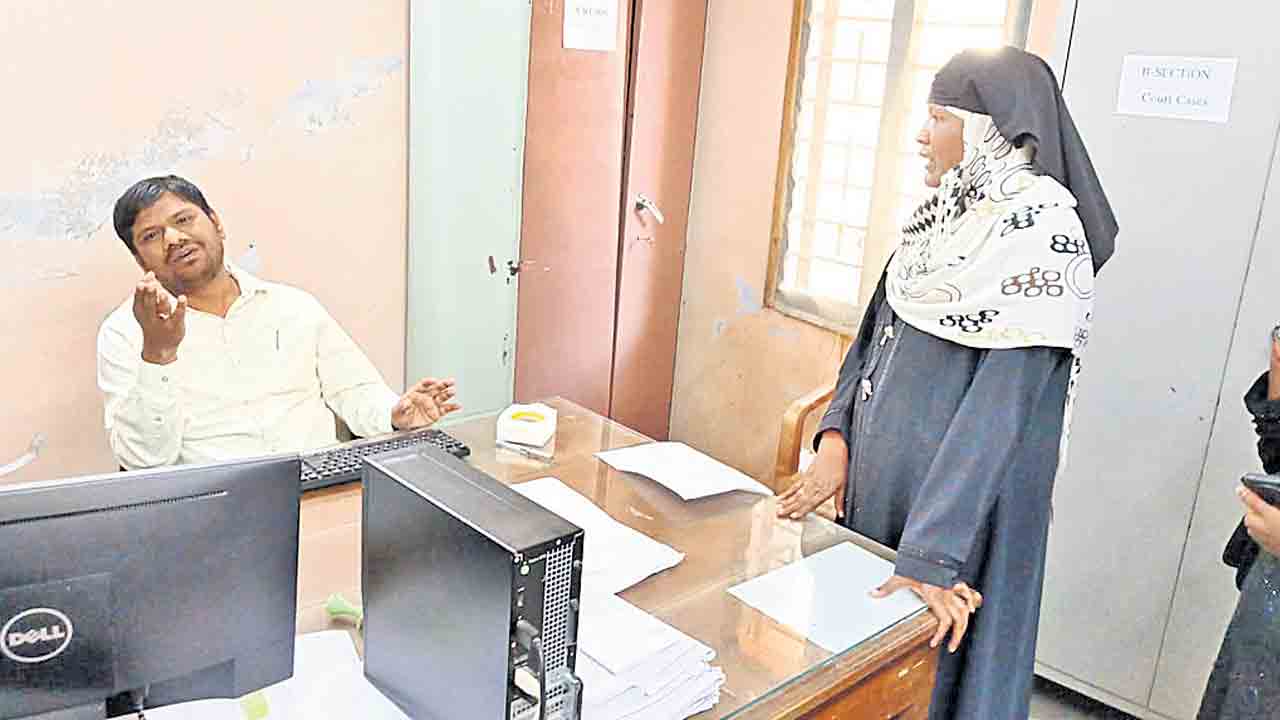 సారూ.. ఇసుక ఇప్పించండి