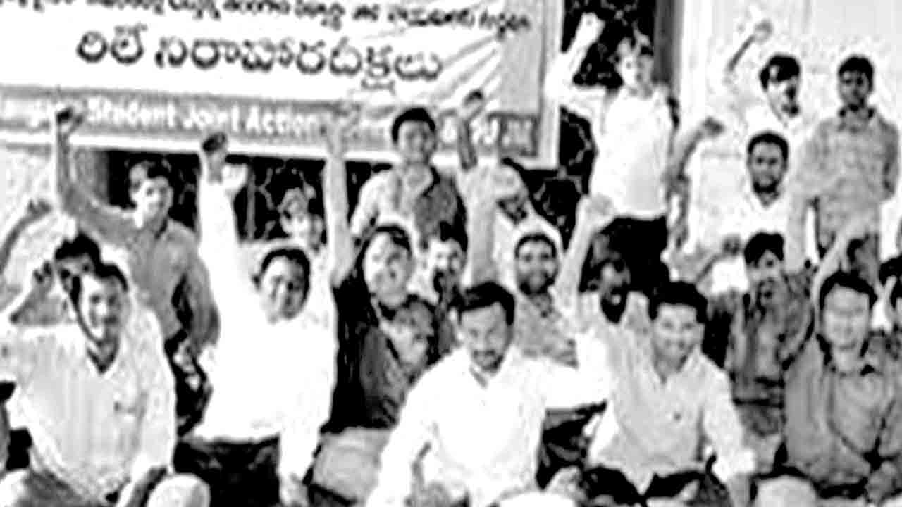 విచ్చలవిడి విధ్వంసంతో నిస్సహాయత