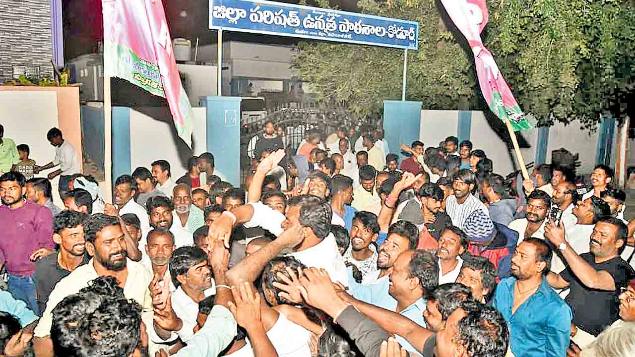 పల్లె పల్లెనా దుమ్మురేపిన గులాబీ.. తొలి దశ పంచాయతీ ఫలితాల్లో అధికార పార్టీకి షాక్‌