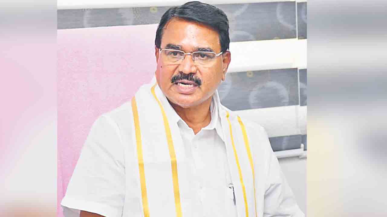 సాగునీళ్లపై బదులివ్వలేకే అడ్డమైన కూతలు