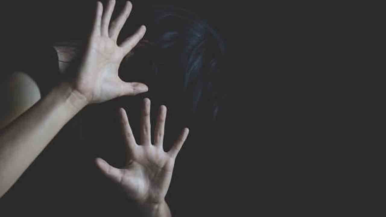 బాలికపై ఇద్దరు బాలికల లైంగిక దాడి!