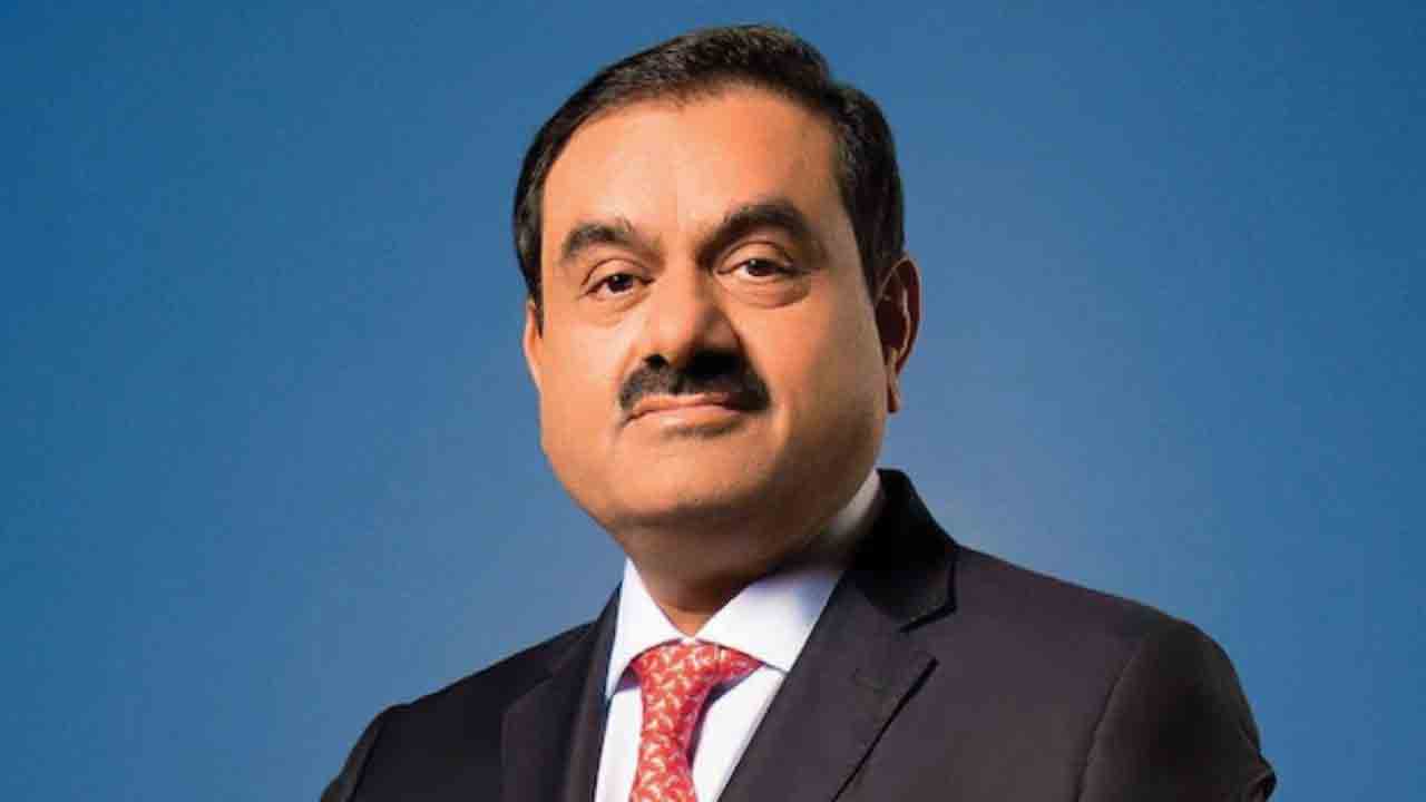 అదానీకి వ్యతిరేకంగా తీర్పు.. జడ్జి బదిలీ