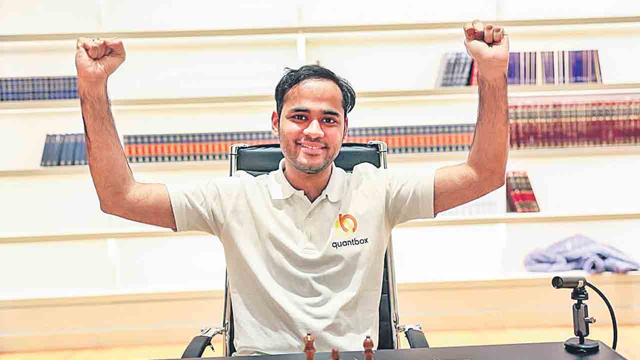 ఆనంద్‌కు అర్జున్‌ షాక్‌ జెరూసలేం మాస్టర్స్‌ టైటిల్‌ కైవసం