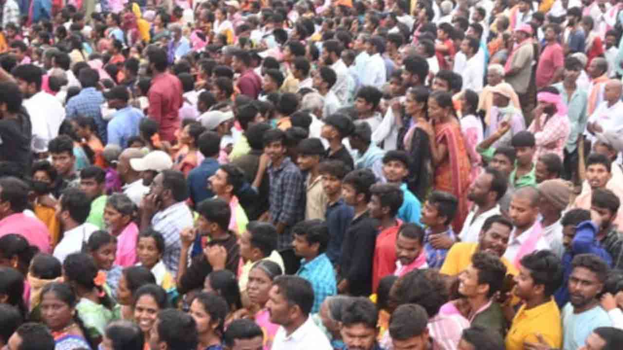 కాంగ్రెస్‌పై బీసీల తిరుగుబాటు.. తొలి దశ ఫలితాలే సాక్ష్యం