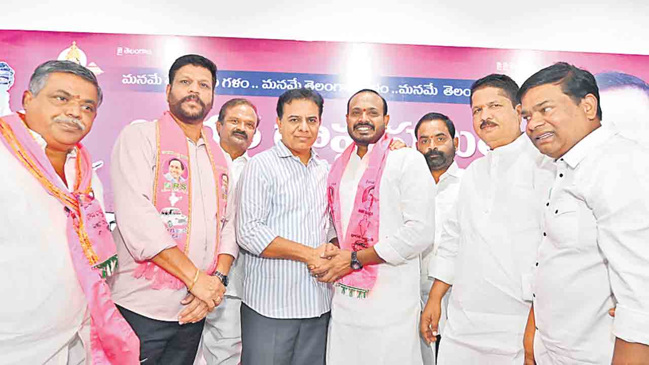 బీఆర్‌ఎస్‌లో చేరికలు