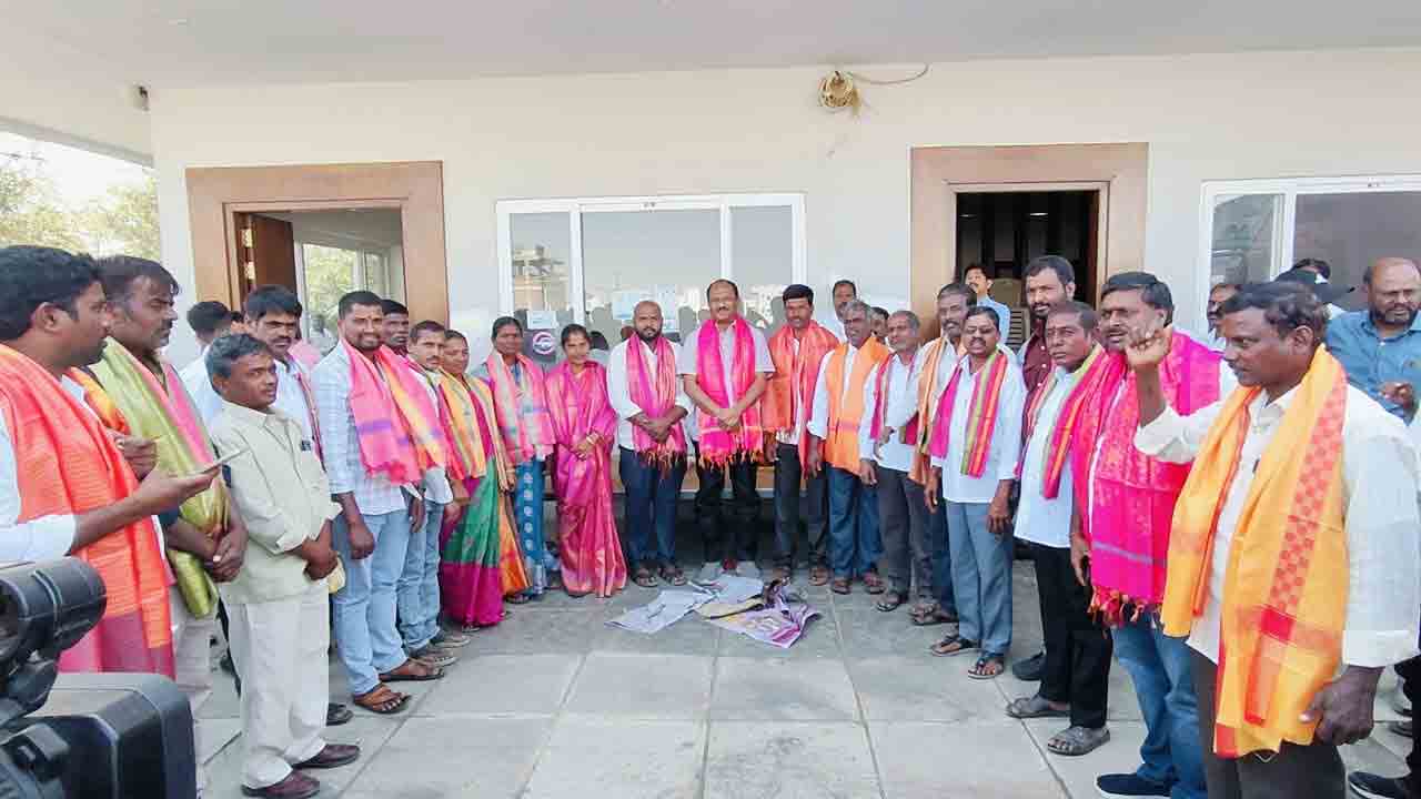 Former Minister Lakshma Reddy | జడ్చర్ల లో అధికార పార్టీ కంటే బీఆర్‌ఎస్‌కు ఎక్కువ సీట్లు : మాజీ మంత్రి లక్ష్మారెడ్డి