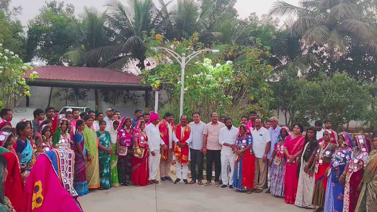 తండాలను జీపీలు చేసింది కేసీఆరే..