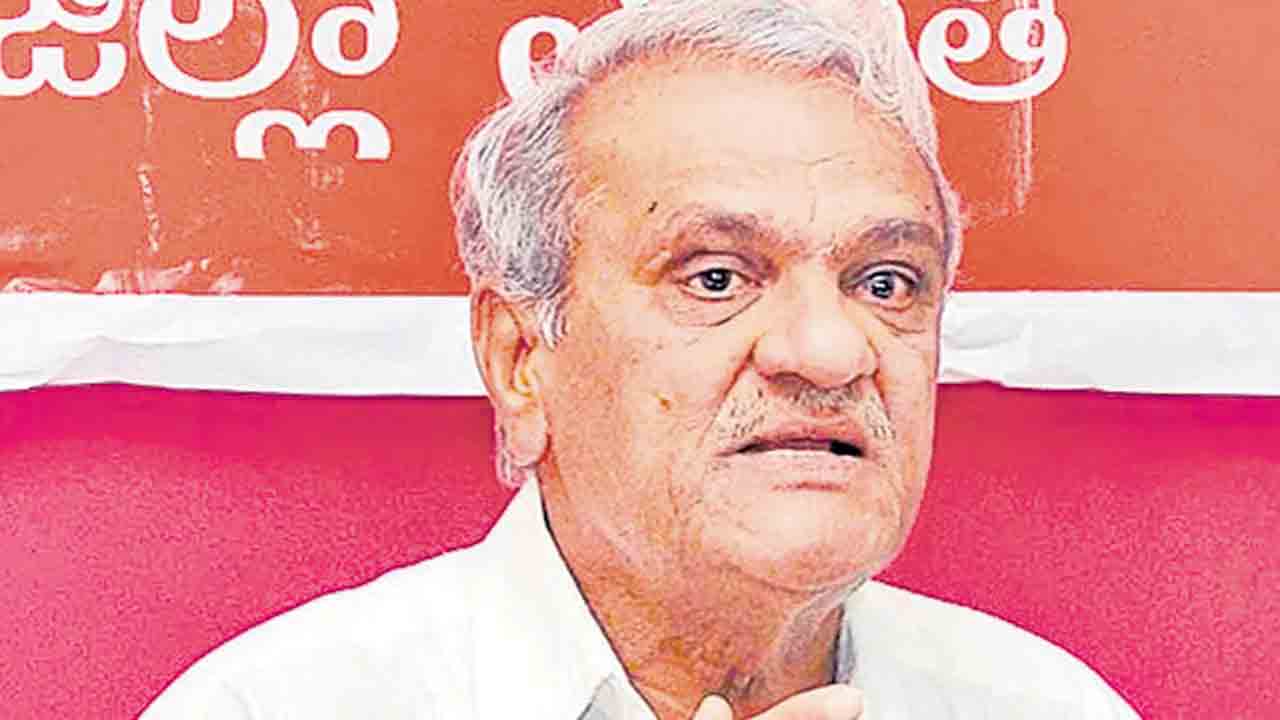 ఇండిగోను అదానీకి అప్పగించే కుట్ర.. సీపీఐ నేత నారాయణ