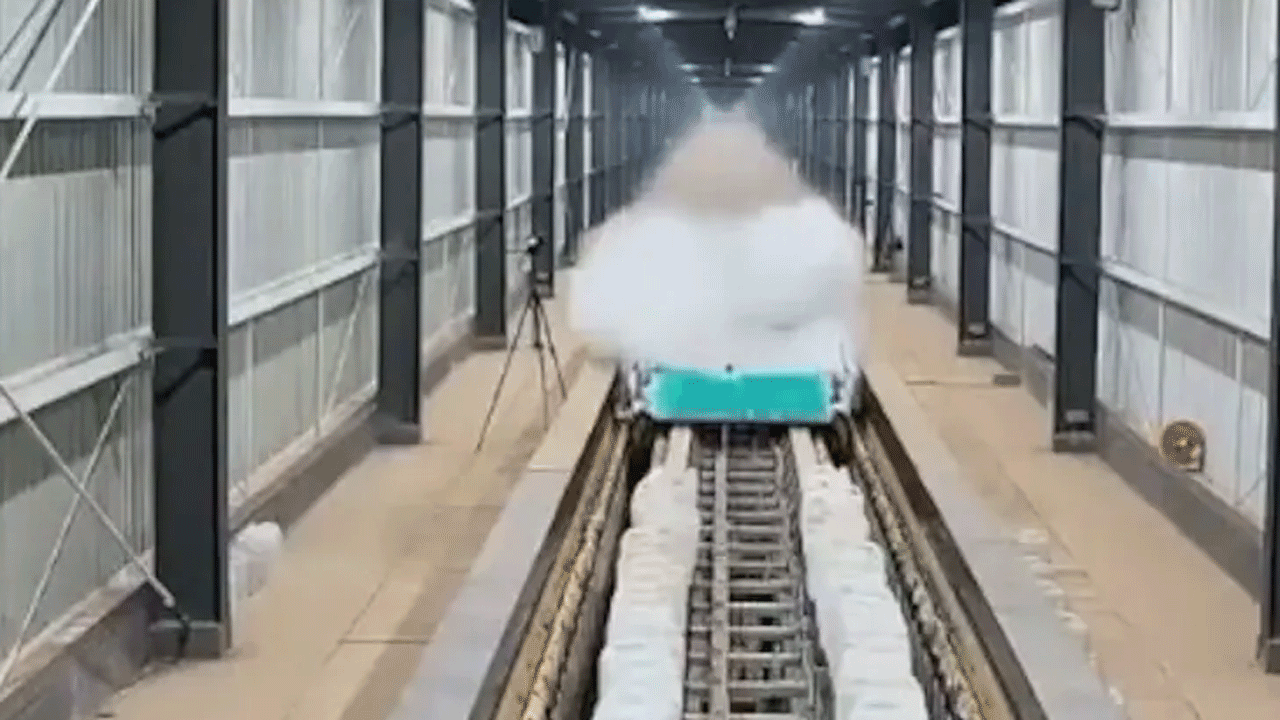 Chinese Train | 2 సెకన్లలోనే 700km/h వేగాన్ని అందుకున్న రైలు.. చైనా మరో ప్రపంచ రికార్డు.. షాకింగ్‌ వీడియో