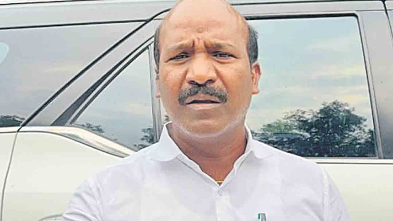 కాంగ్రెస్‌కు సపోర్టు చేయకపోతే చంపేస్తారంట!