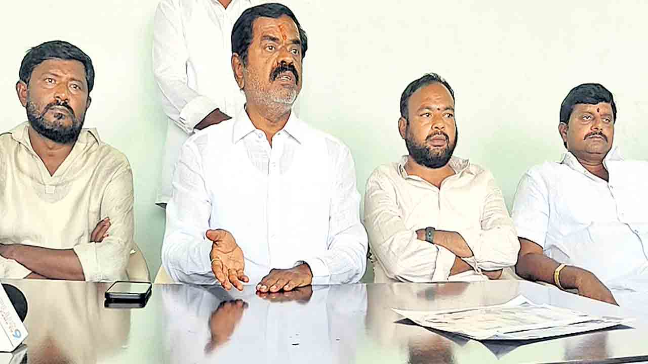 జైలు కూడు తిన్నా బుద్ధి మారలే!.. మాజీ ఎమ్మెల్యే చిట్టెం ఫైర్‌