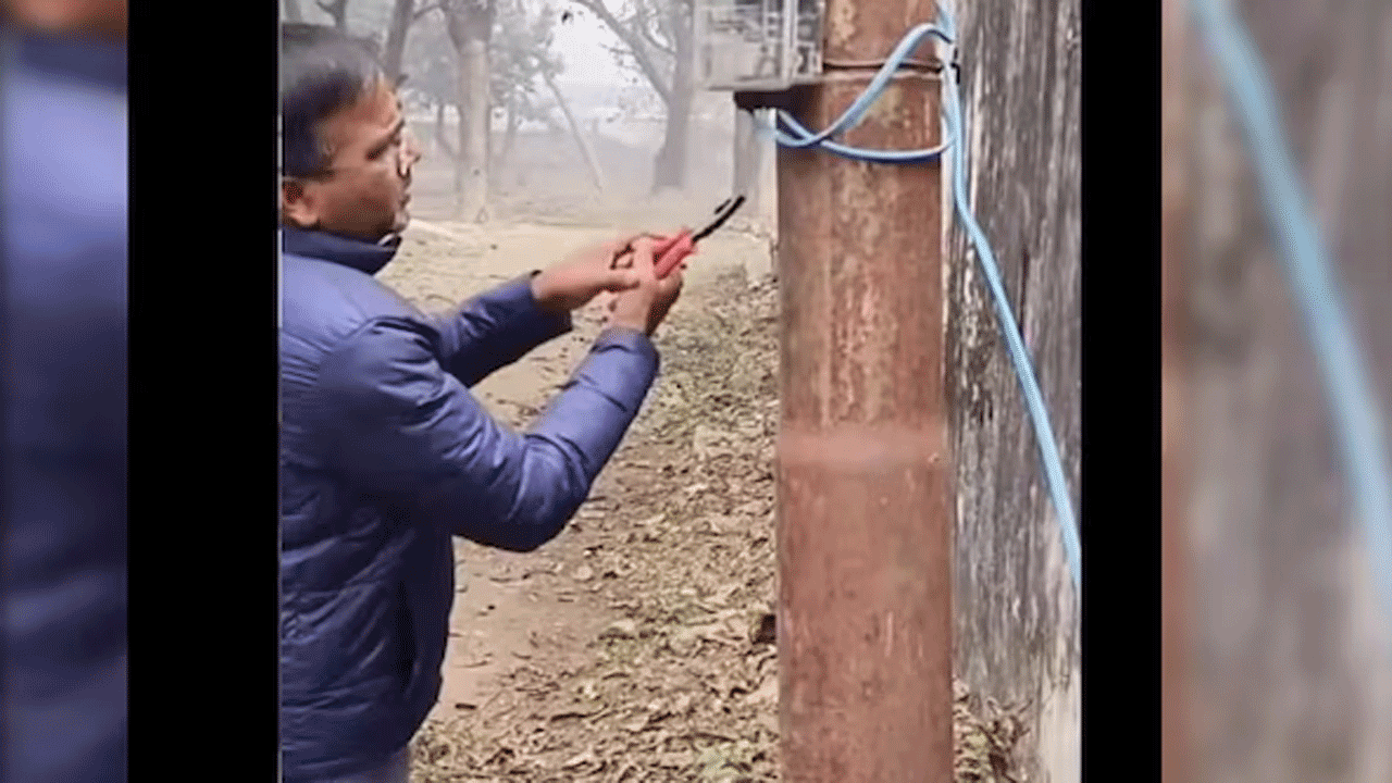 Congress MLA | వరుస విద్యుత్‌ కోతలతో విసుగెత్తి.. అధికారుల ఇంటికి కరెంట్‌ కట్‌ చేసిన ఎమ్మెల్యే