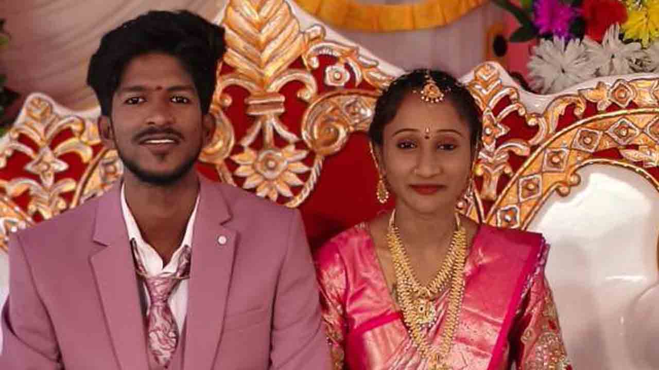 Couple | పెళ్లై రెండే నెలలు.. రైలు నుంచి జారిపడి దంపతులు మృతి